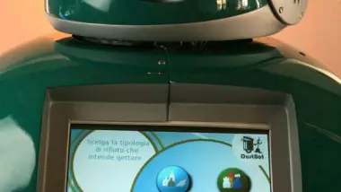 Europe’s First Mobile Robotic Bin-On-Call