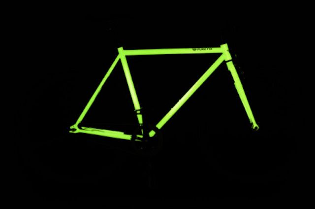 glowing-bikes-1_11495.jpg