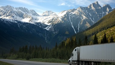 7 Tips to Reduce Freight Costs