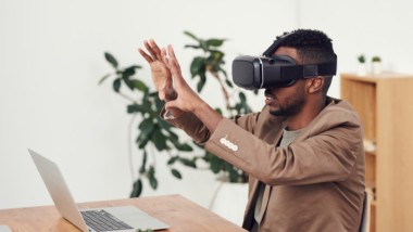 3 Industries that VR is Predicted to Change Forever