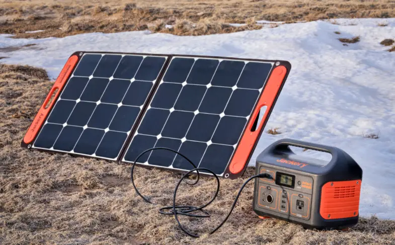 Jackery Explorer 500 poratble battery with solar panel