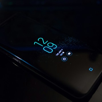 Matte vs. Glossy Screen Protector: What’s The Difference