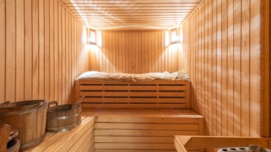 Healthy Heat: The Benefits of Using a Low EMF Infrared Sauna