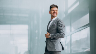 A Man’s Confidence and Intimacy: How Body Image Shapes Desire and Trust