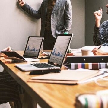 How Emerging Tech Startups Build Scalable Infrastructure Without Owning Data Centers