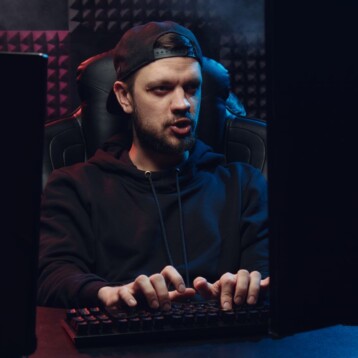 Top 7 Sites to Buy Twitch Followers (Streamer-Tested)