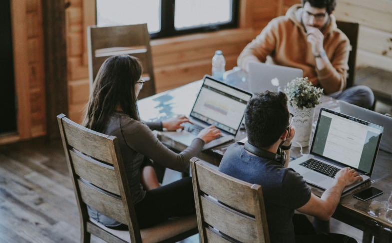 Prompt writing programmes for office work