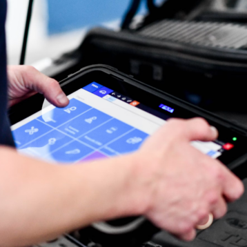 5 HVAC Field Service Software Platforms to Know in 2026