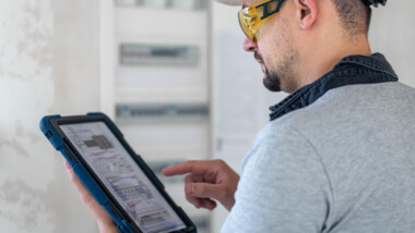 From Whiteboard to Algorithm: When HVAC Shops Outgrow Each Way of Dispatching