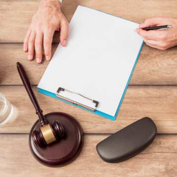 How Personal Injury Lawyers Assess Your Options