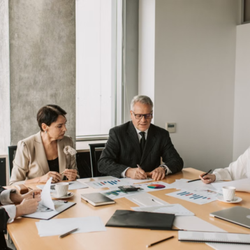 6 Business Brokers to Compare for a Defensible Valuation in 2027